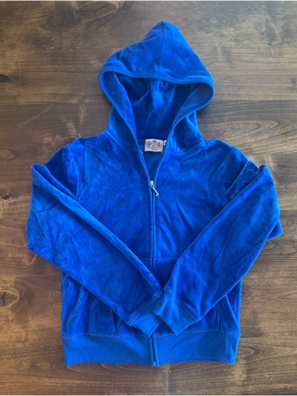 Juicy Couture Royal Blue Velour Lounge Set with Gold 'Couture' Crest - Picture 4 of 10